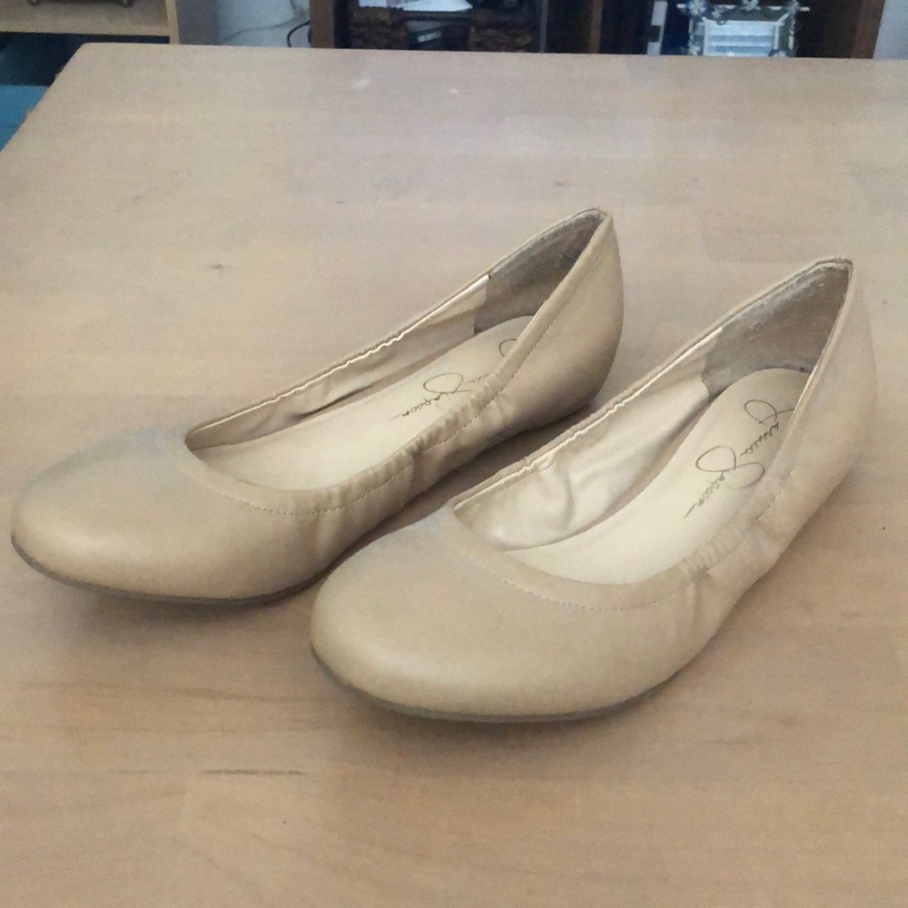 Jessica Simpson tan flats